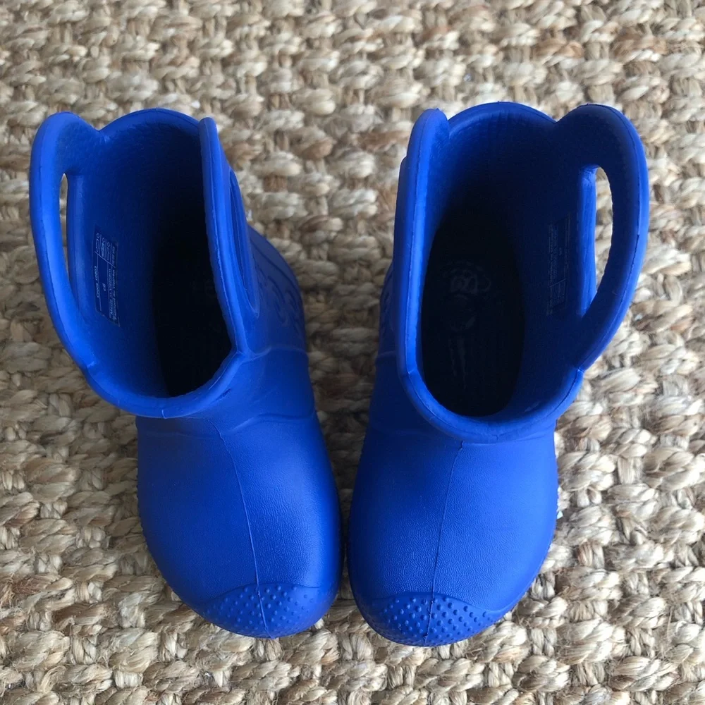 New: Crocs Handle It Rain Boots. Unisex. Size 6 c